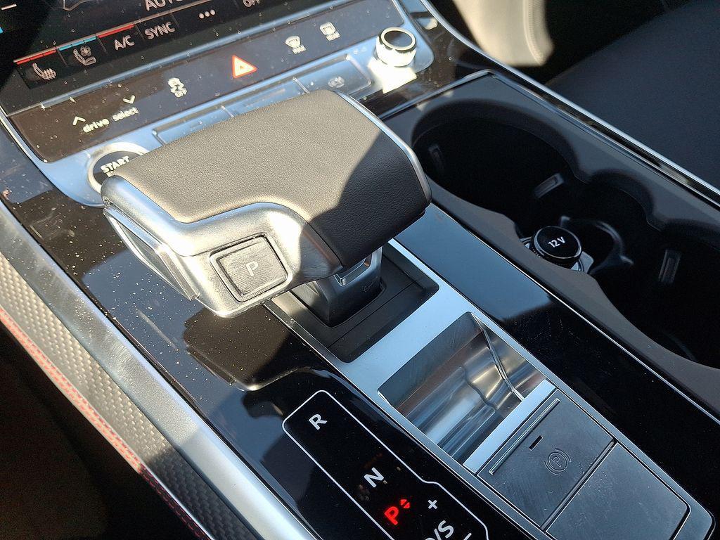 new 2026 Audi Q7 car, priced at $93,230