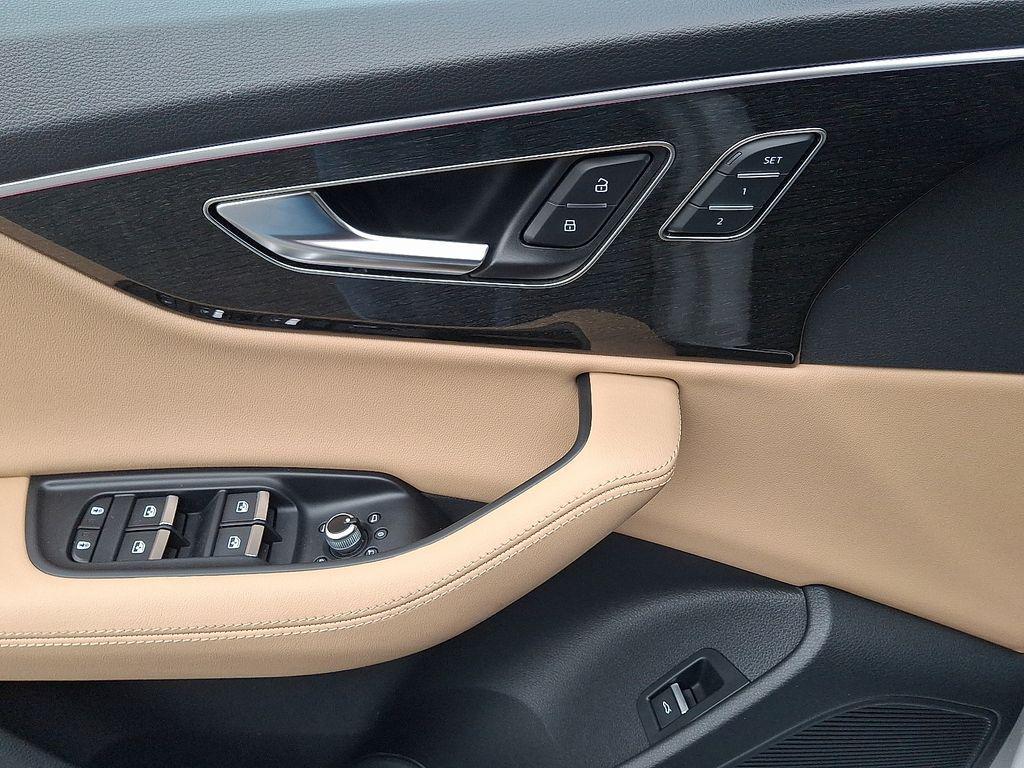 used 2023 Audi Q7 car, priced at $39,995