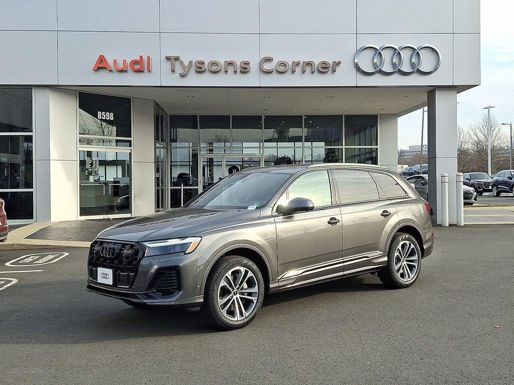 new 2026 Audi Q7 car, priced at $68,010