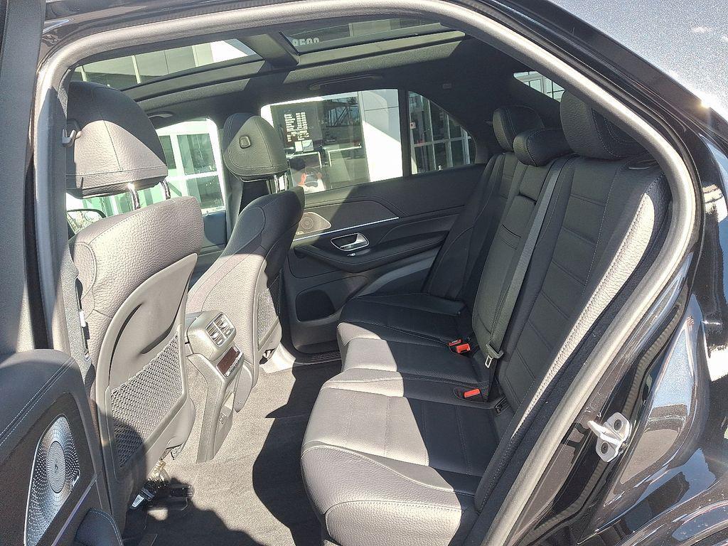 used 2024 Mercedes-Benz GLE 580 car, priced at $74,994