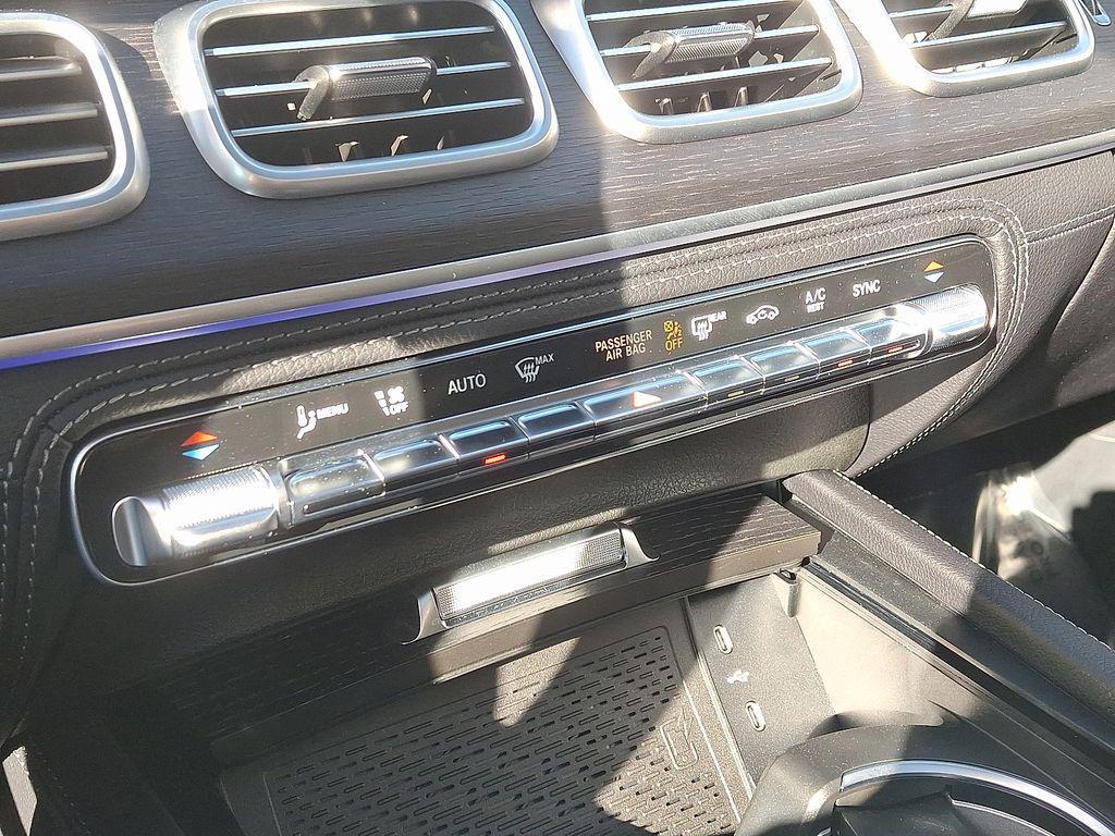 used 2024 Mercedes-Benz GLE 580 car, priced at $74,994