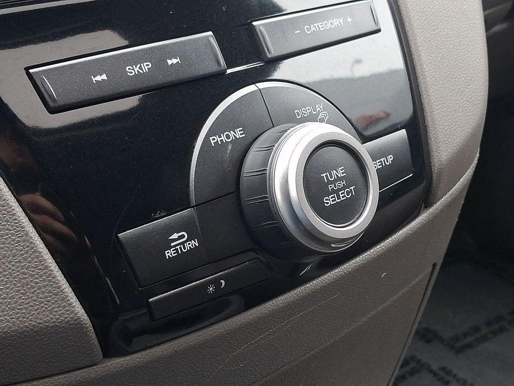 used 2013 Honda Odyssey car, priced at $6,500