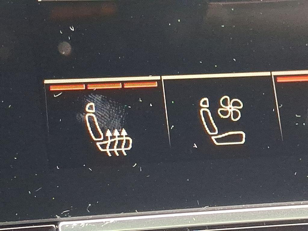 new 2026 Audi Q7 car, priced at $79,005