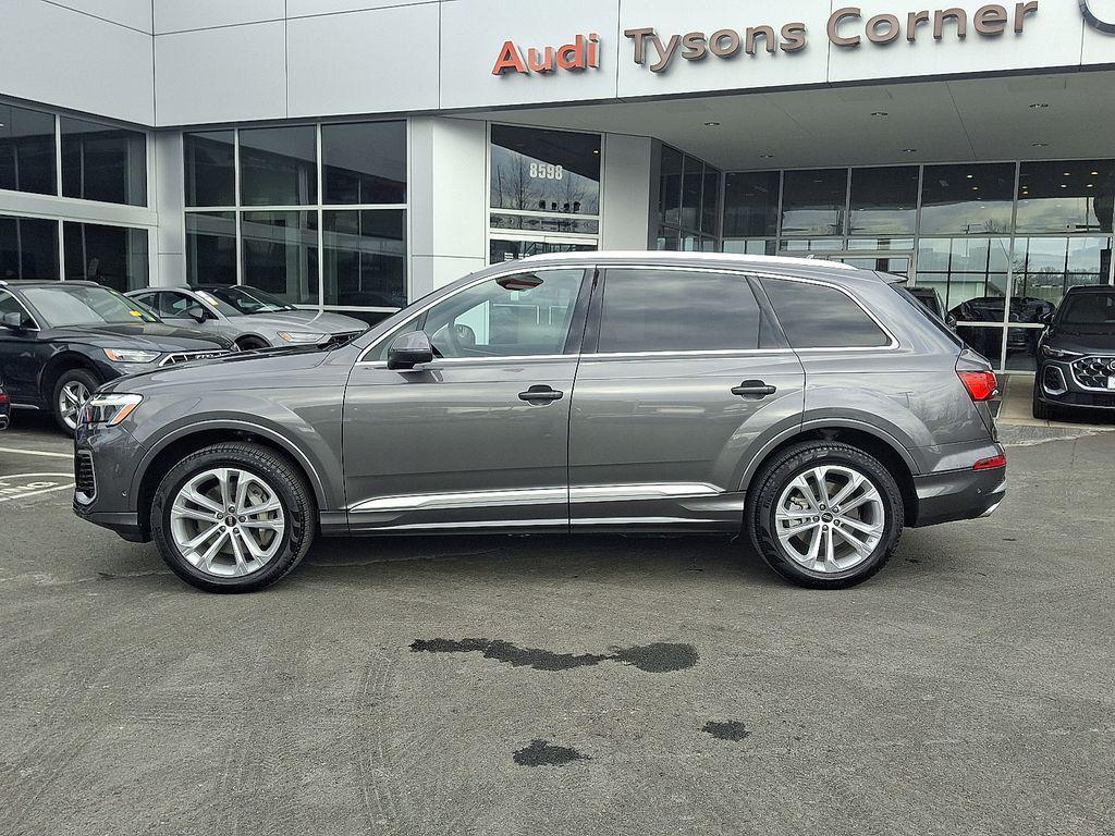 used 2025 Audi Q7 car, priced at $54,420