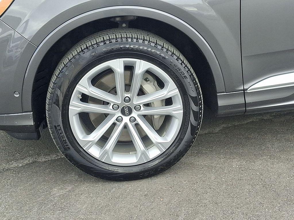 used 2025 Audi Q7 car, priced at $54,420