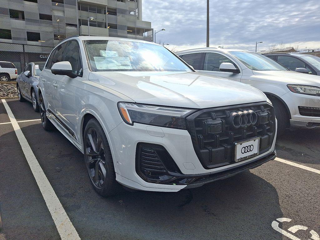 new 2026 Audi Q7 car, priced at $78,140