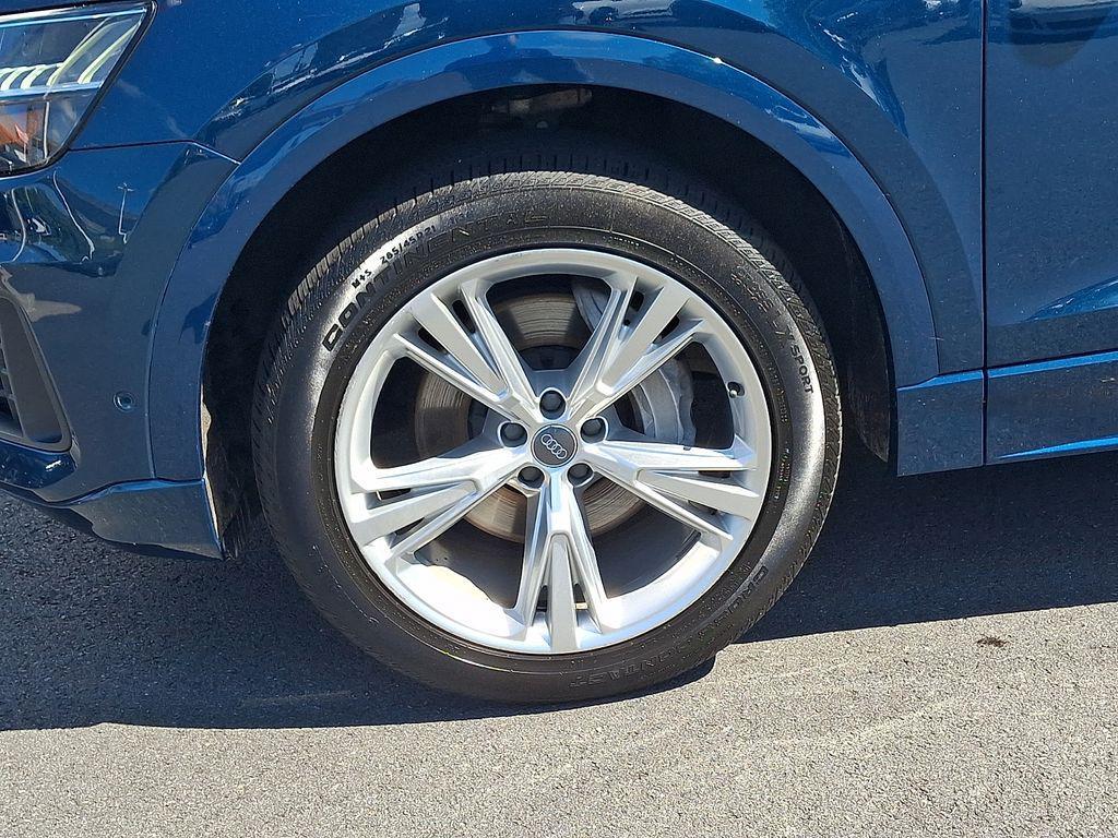 used 2019 Audi Q8 car, priced at $28,995