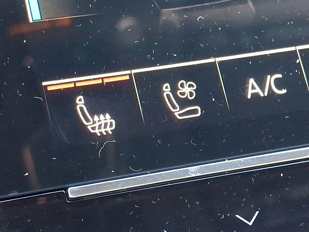 new 2026 Audi Q7 car, priced at $78,410