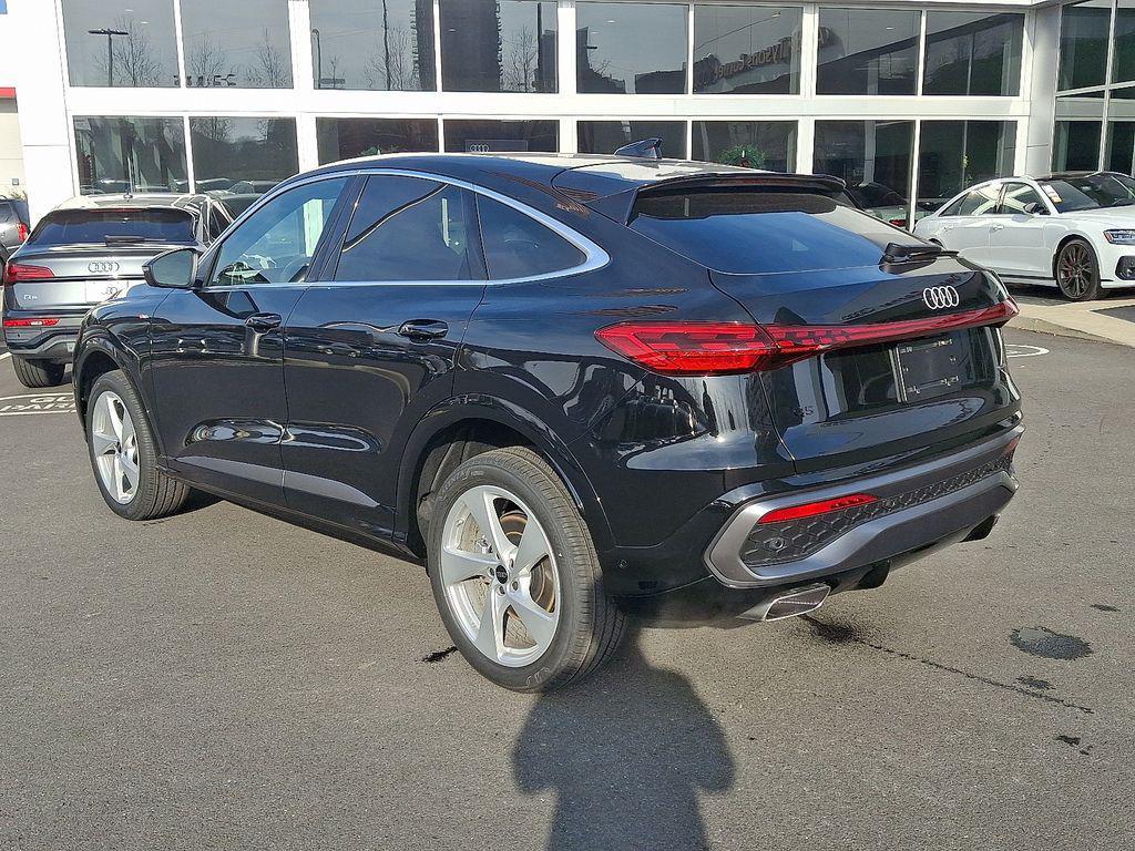 new 2025 Audi Q5 car, priced at $61,950
