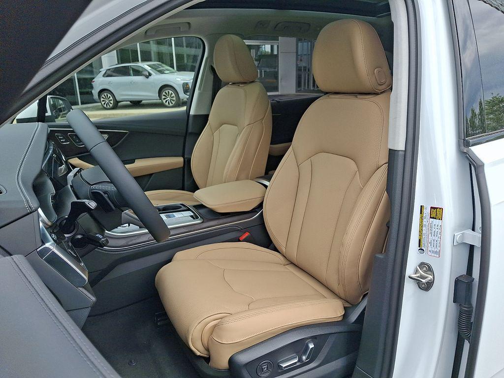 new 2026 Audi Q7 car, priced at $88,985