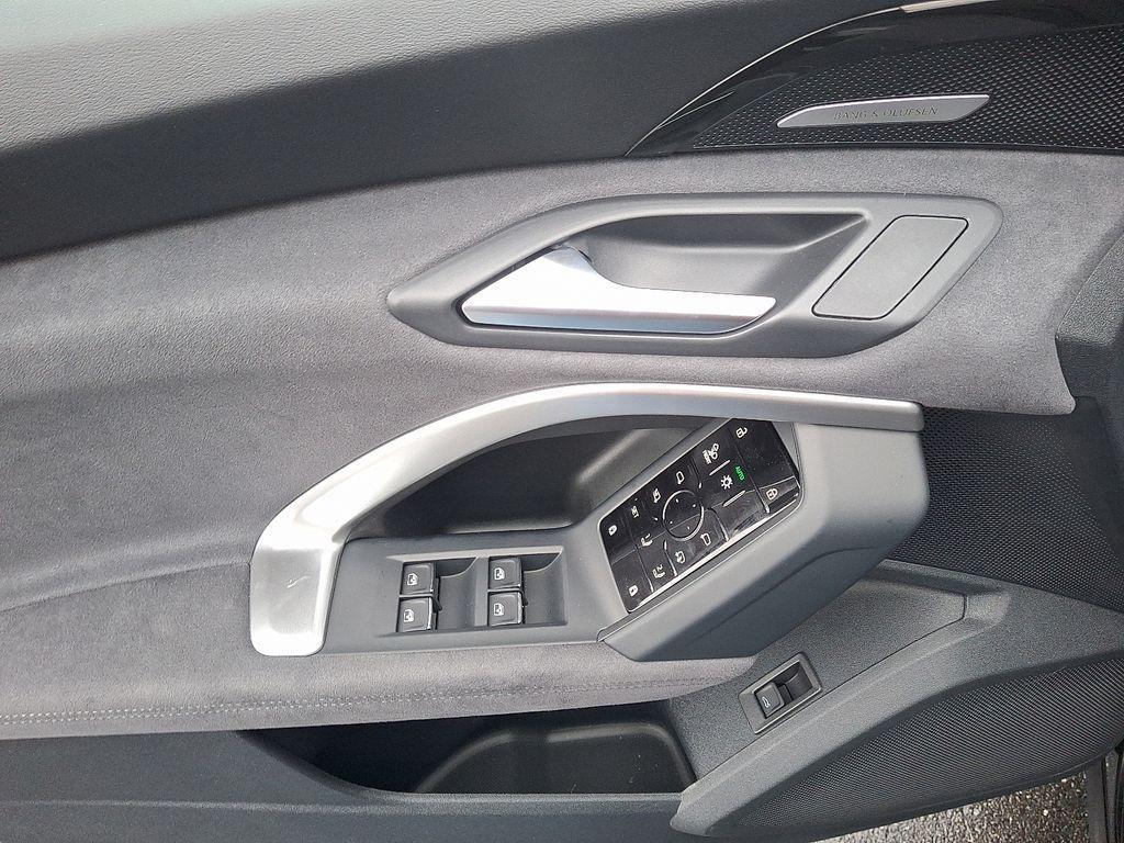 new 2025 Audi SQ5 car, priced at $73,255