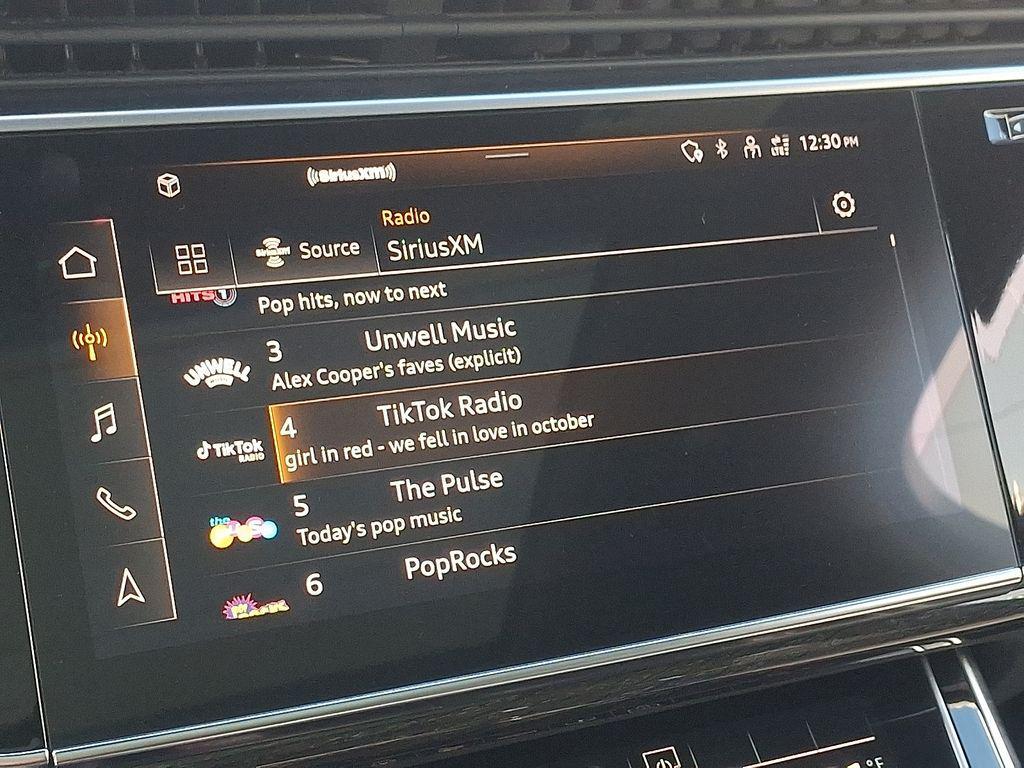 used 2021 Audi Q7 car, priced at $26,992