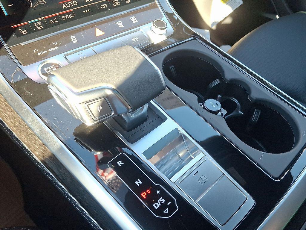 new 2026 Audi Q7 car, priced at $77,745
