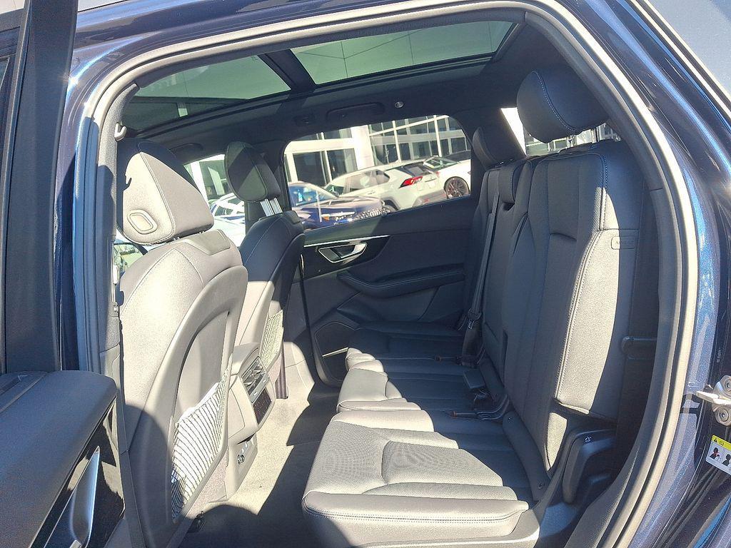 new 2026 Audi Q7 car, priced at $77,745
