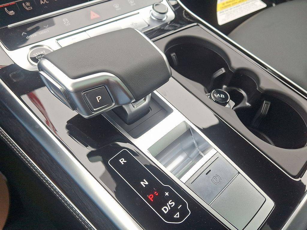 new 2026 Audi Q7 car, priced at $78,140