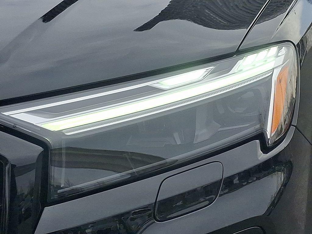 new 2026 Audi Q7 car, priced at $78,140