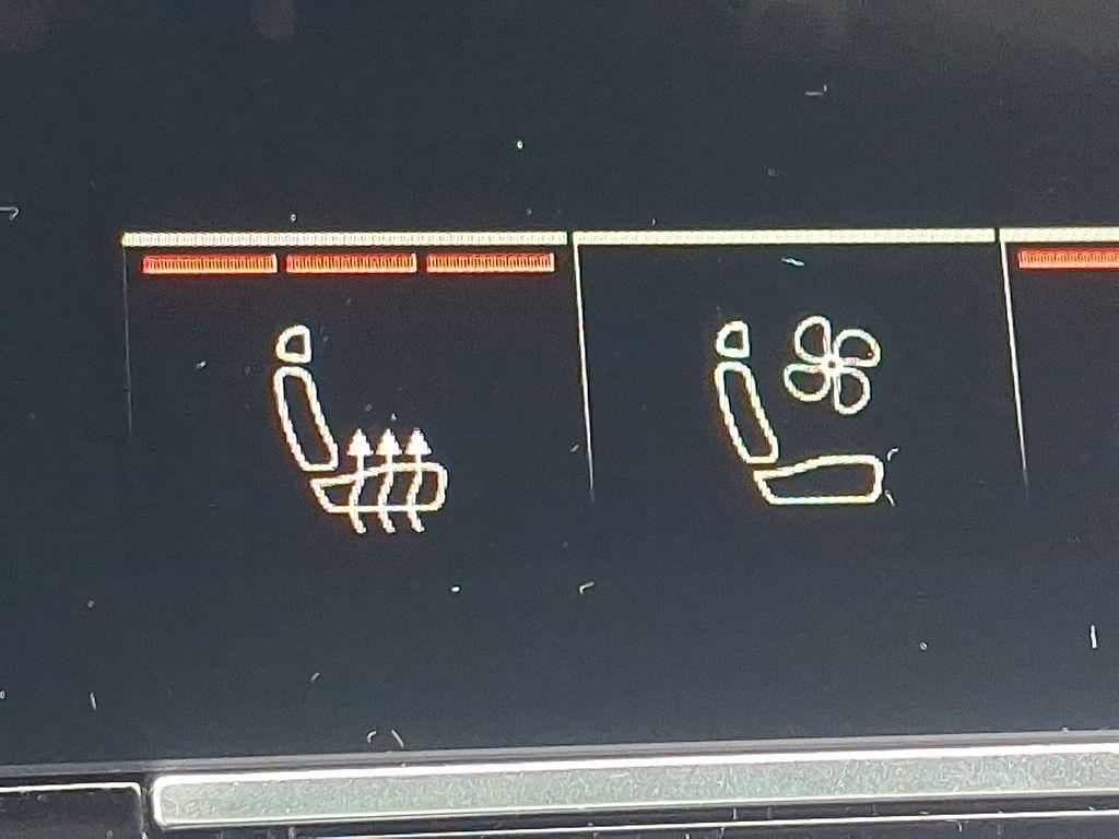 new 2026 Audi Q7 car, priced at $78,140