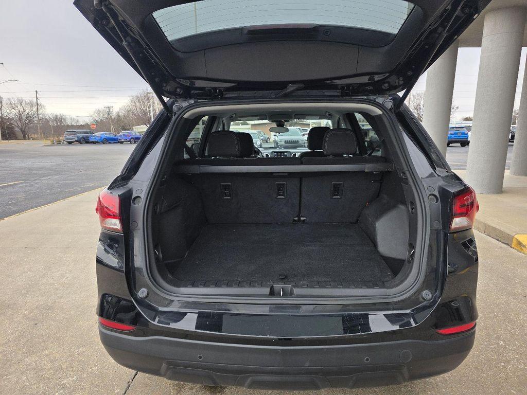 used 2023 Chevrolet Equinox car, priced at $19,787