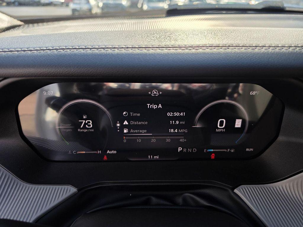 new 2026 Jeep Cherokee car, priced at $42,985