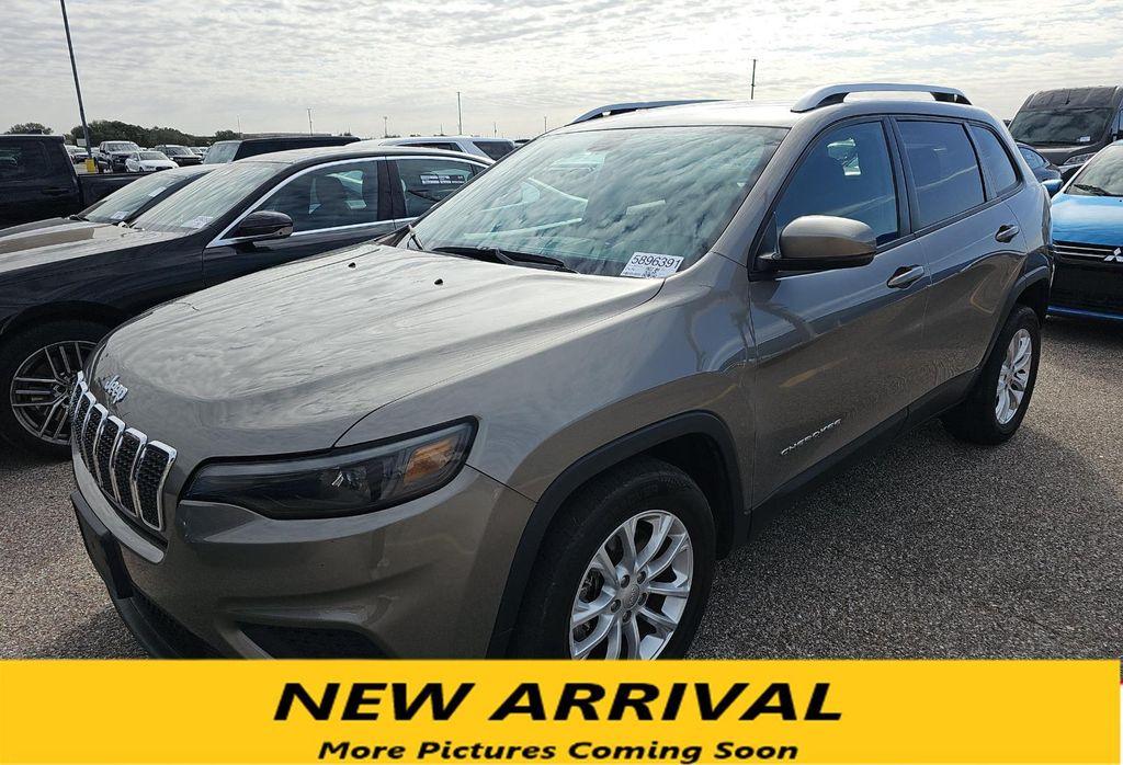 used 2020 Jeep Cherokee car, priced at $15,487