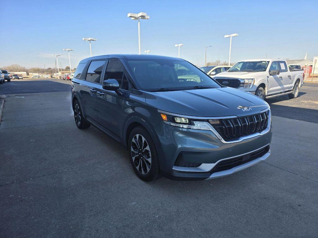 used 2022 Kia Carnival car, priced at $23,487