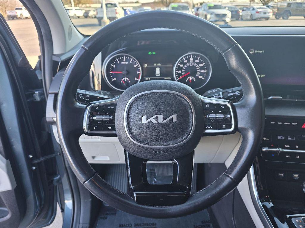 used 2022 Kia Carnival car, priced at $23,487