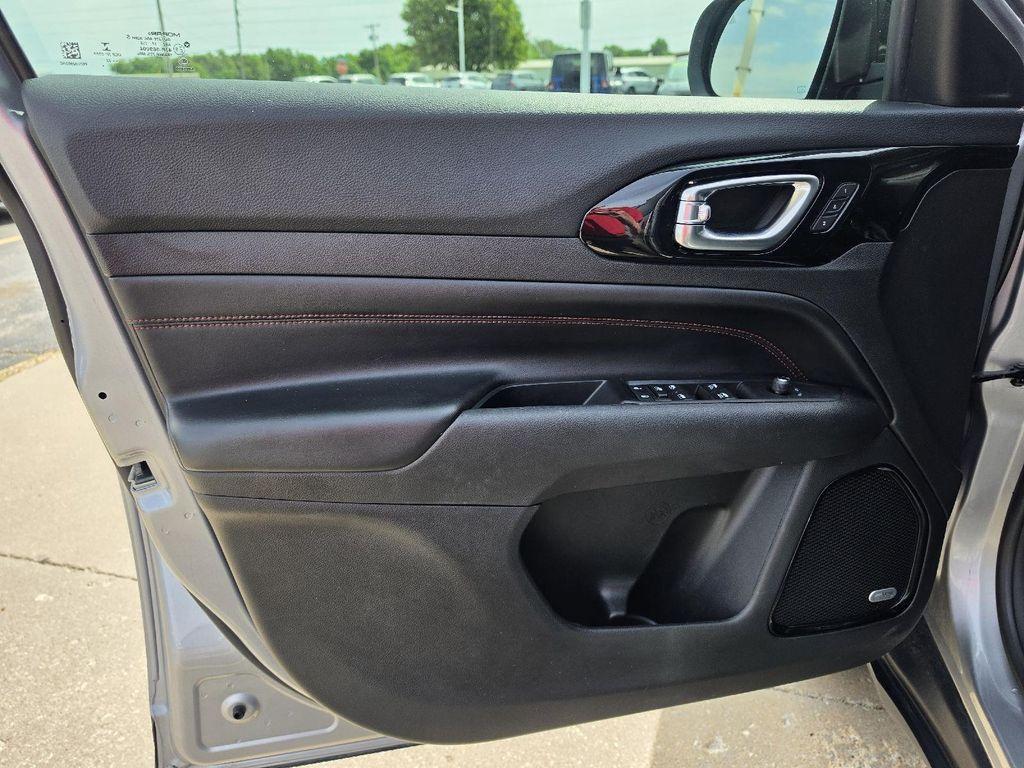 used 2022 Jeep Compass car, priced at $22,586