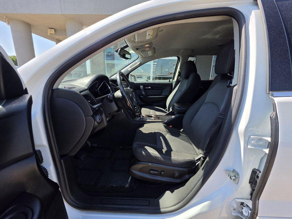 used 2017 Chevrolet Traverse car, priced at $10,086