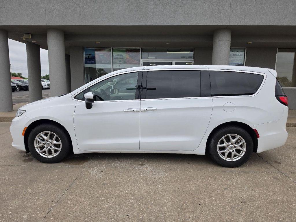 used 2023 Chrysler Pacifica car, priced at $22,287