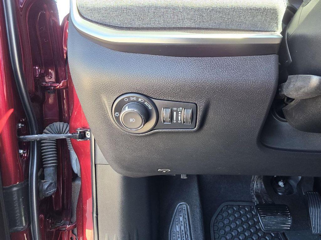 used 2022 Jeep Compass car, priced at $20,787