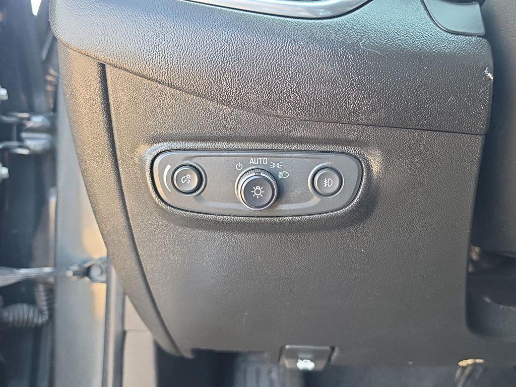 used 2020 Chevrolet Equinox car, priced at $15,487