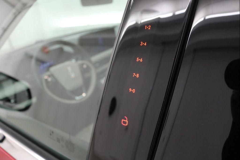 used 2025 Lincoln Aviator car, priced at $67,495