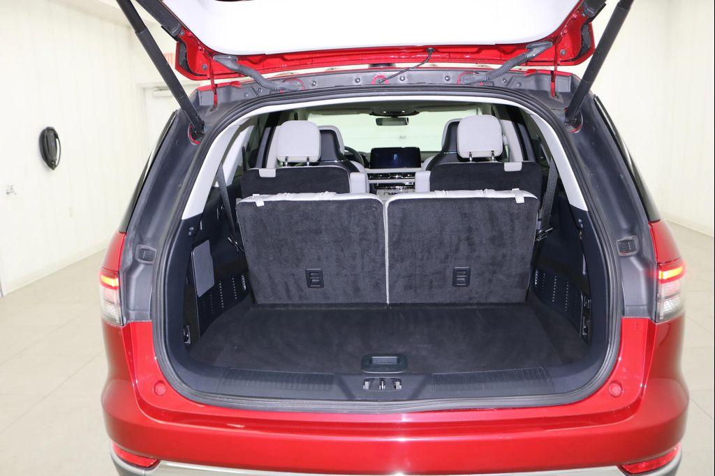 used 2025 Lincoln Aviator car, priced at $67,495