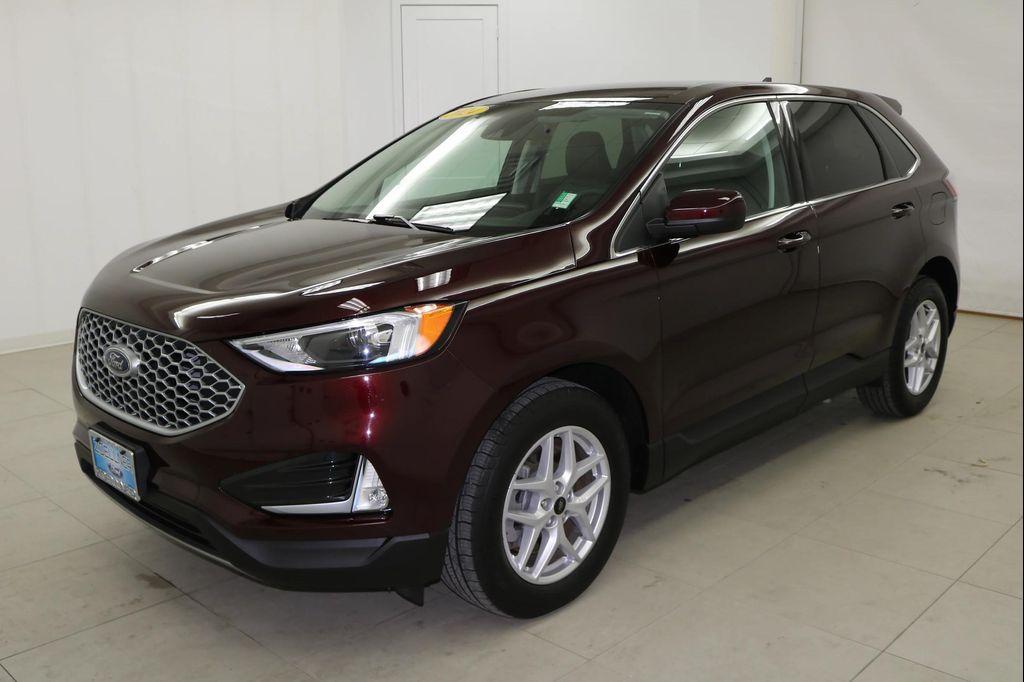 used 2024 Ford Edge car, priced at $30,995