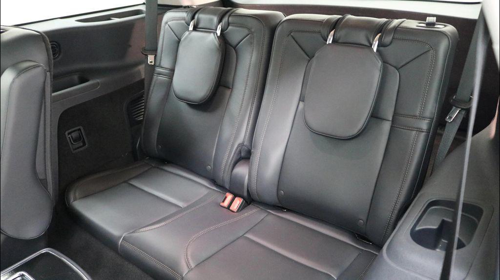 used 2025 Lincoln Aviator car, priced at $60,995