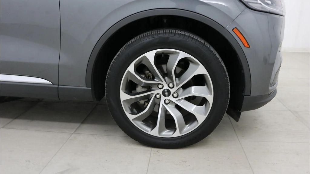 used 2025 Lincoln Aviator car, priced at $60,995