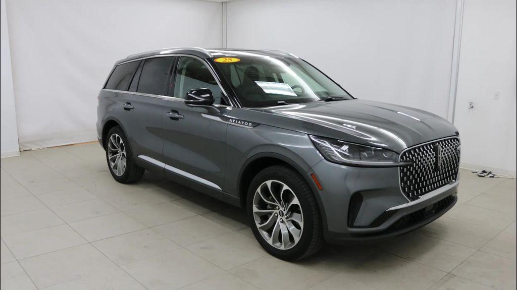 used 2025 Lincoln Aviator car, priced at $60,995