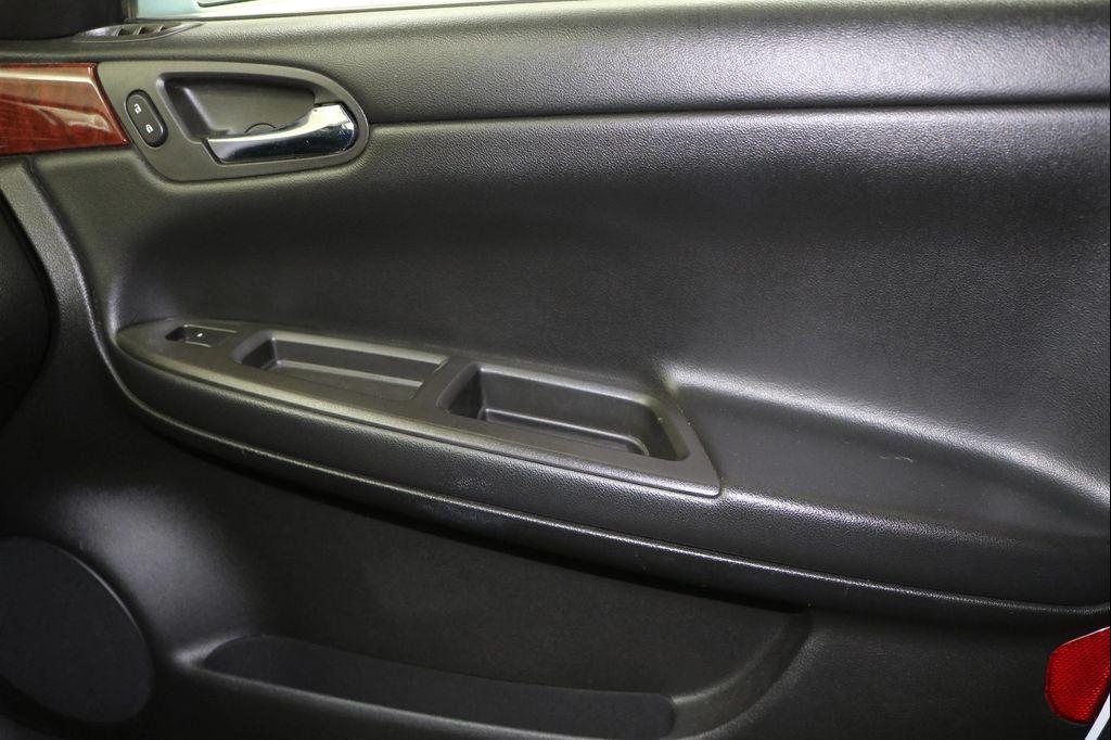 used 2007 Chevrolet Impala car, priced at $3,500