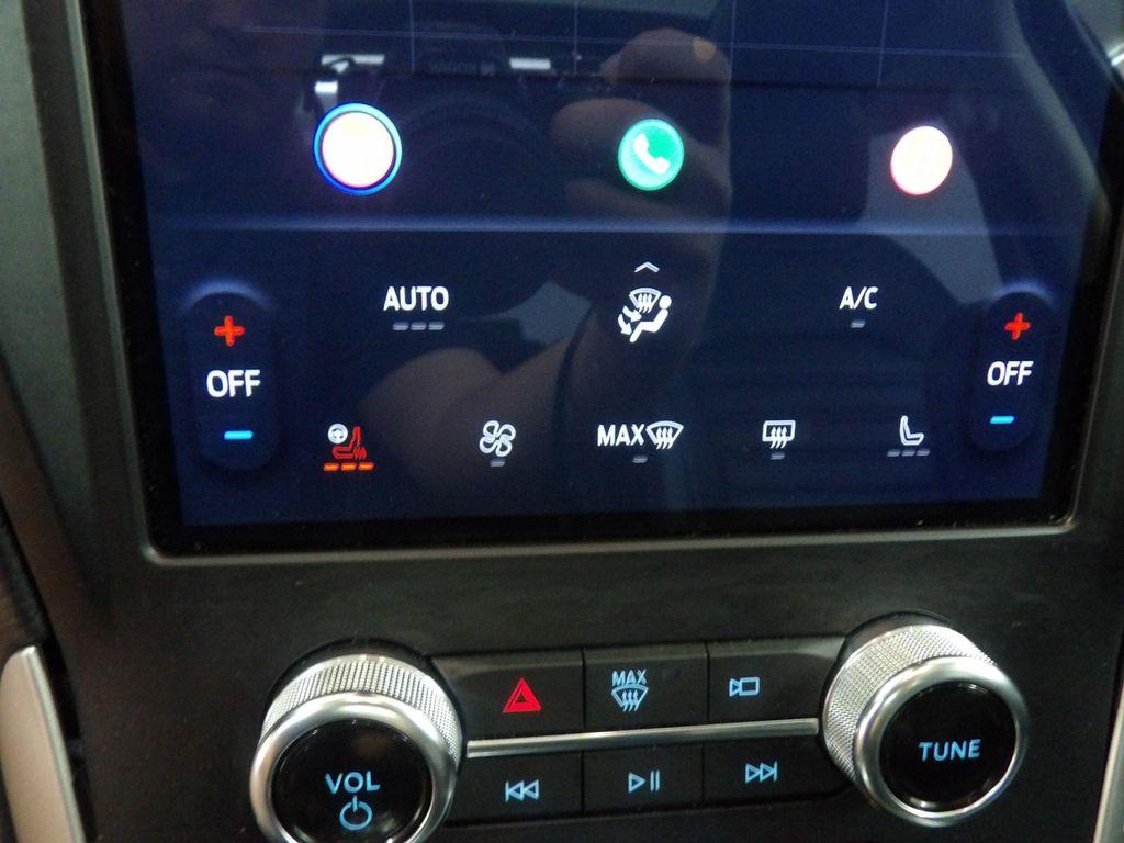 used 2024 Ford Edge car, priced at $30,838