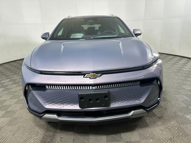 used 2025 Chevrolet Equinox EV car, priced at $22,990