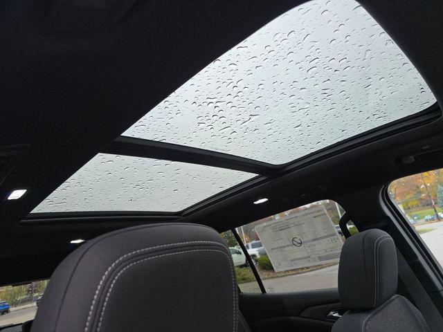 new 2026 Chevrolet Traverse car, priced at $47,036