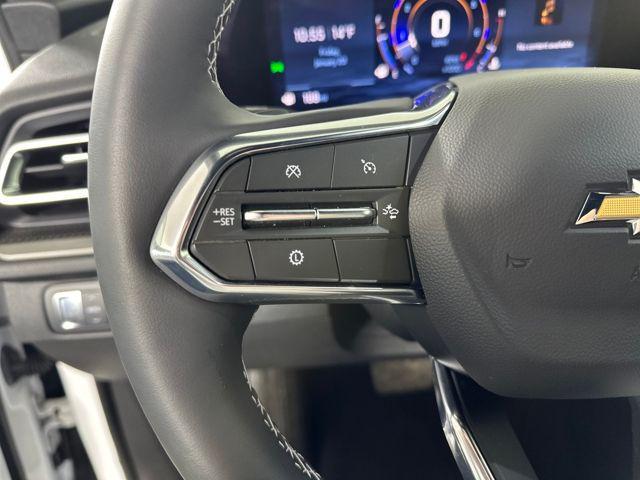 used 2025 Chevrolet Traverse car, priced at $34,390