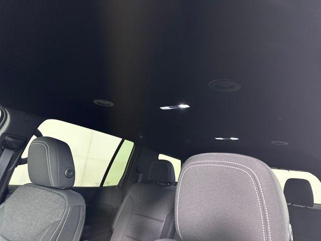 used 2025 Chevrolet Traverse car, priced at $34,390