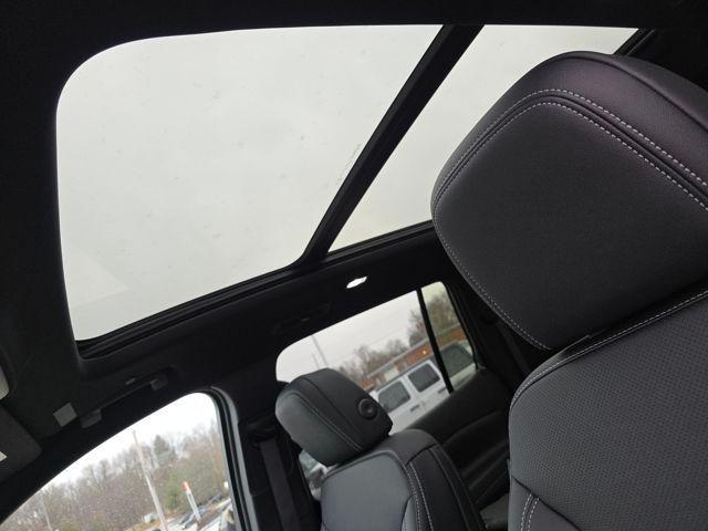 new 2026 Chevrolet Traverse car, priced at $43,986