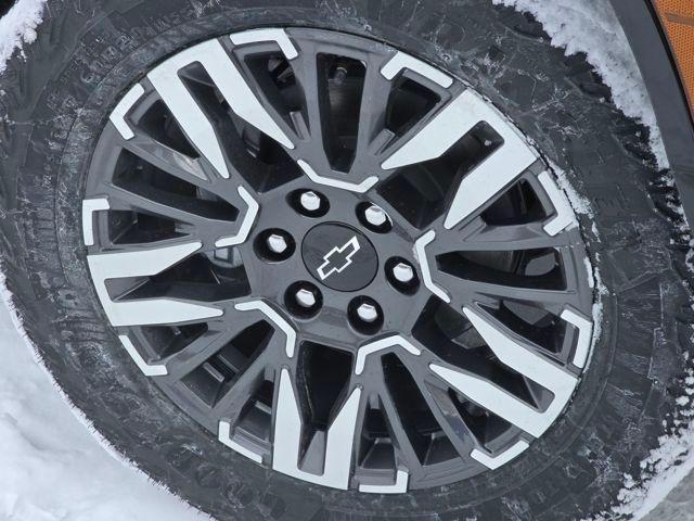 new 2026 Chevrolet Suburban car, priced at $81,052