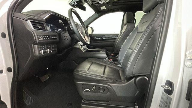 used 2023 GMC Yukon car, priced at $50,997