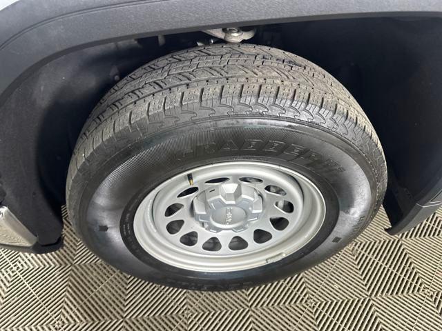 used 2023 GMC Sierra 1500 car, priced at $31,990