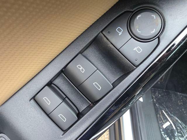 used 2026 Chevrolet Equinox car, priced at $29,990