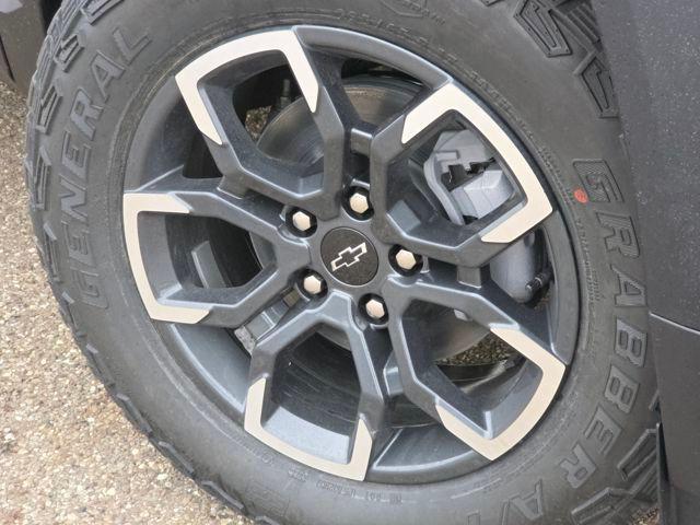 used 2026 Chevrolet Equinox car, priced at $29,990