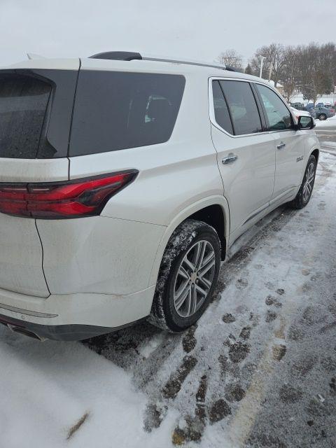 used 2023 Chevrolet Traverse car, priced at $36,990